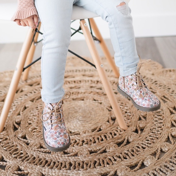 Combat Boots - Retro Boho Floral - Picture 1 of 15